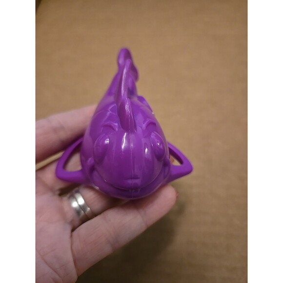 Unlabeled Hard Plastic Purple Fish With The Number 5 On Its Side Pre-owned Toy - Picture 3 of 3